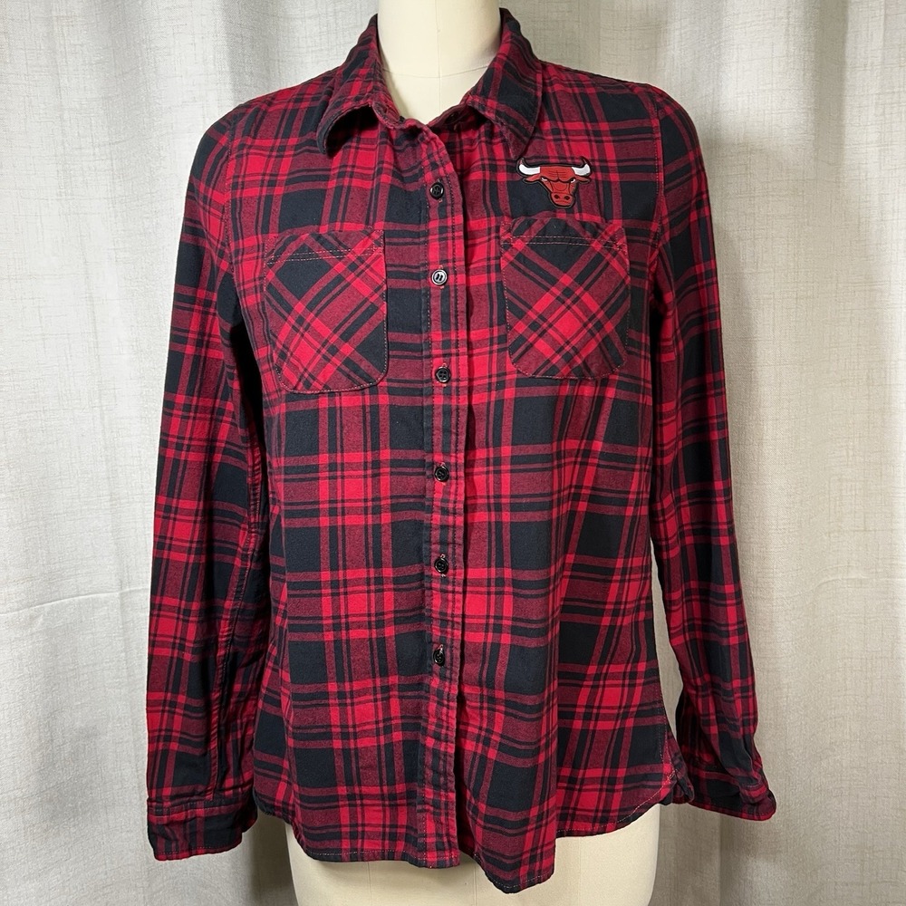 NBA Chicago Bulls Plaid Flannel Shirt Red Black Large Elbow Patches Long Sleeve